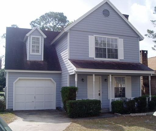 2nd image of 2610 Windsor Ln N