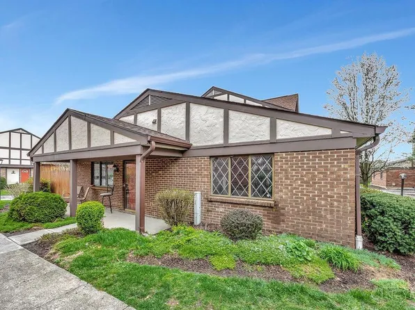 7536 Graystone Ct #176, West Chester, OH 45069