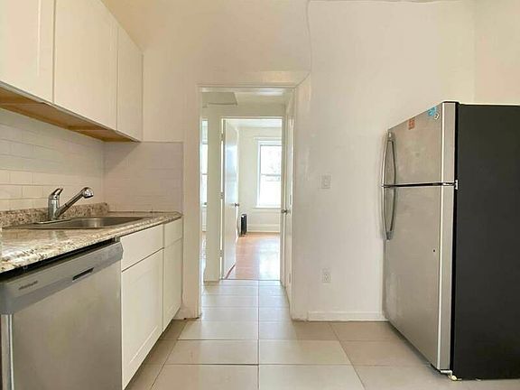 2nd image of 787 Saint Johns Pl #2A