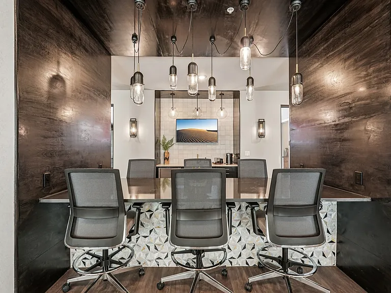 The Stadler Luxury Apartments — Photo 40