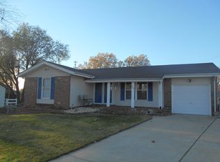 2002 Brutus Ct, Fenton, MO 63026