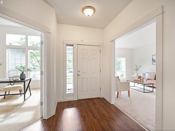 3rd image of 6245 NE Dereck Ln