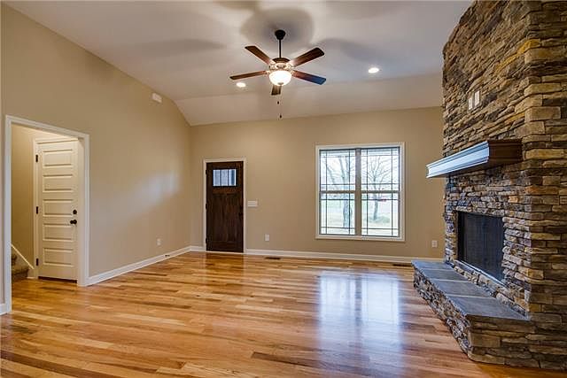 2nd image of 2041 Rebekah Dr
