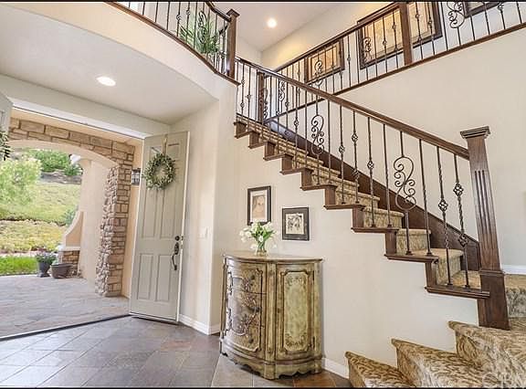 3rd image of 31 Sprucewood