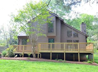 5211 Carmine Ct, Chapel Hill, NC 27514