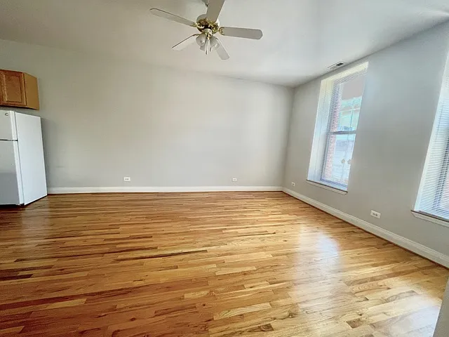 1459 N Milwaukee Ave — Photo 3