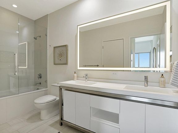 4th image of 2000 Metropica Way #2607