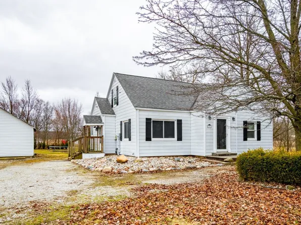 6535 Winters Rd, Fort Wayne, IN 46809