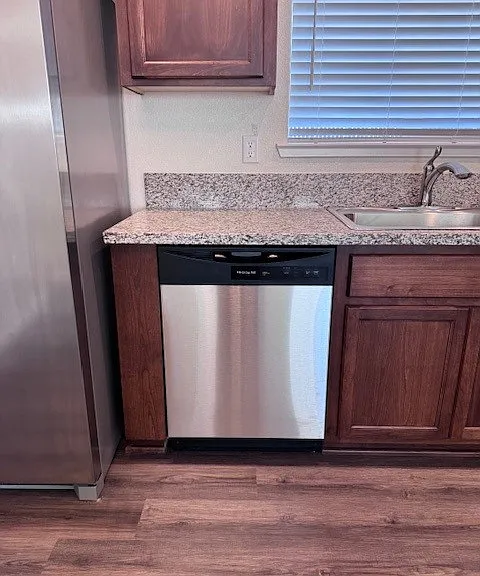 Astoria Place — Photo 11