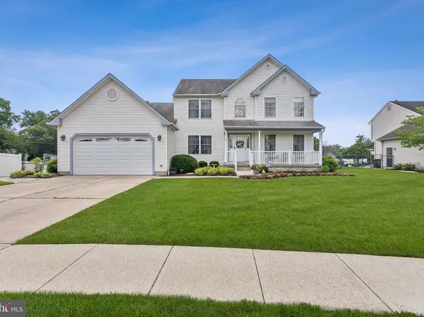 5 Toby Wells Ct, Delran, NJ 08075