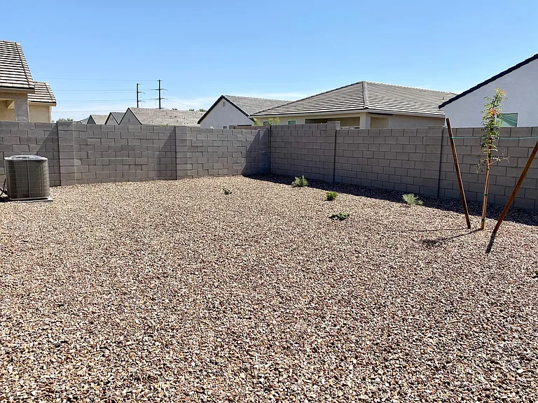 4661 W Nutmeg Ave — Photo 14