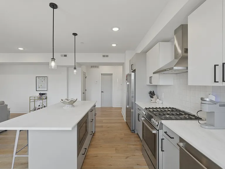 1801 Fairmount Ave #303 — Photo 11