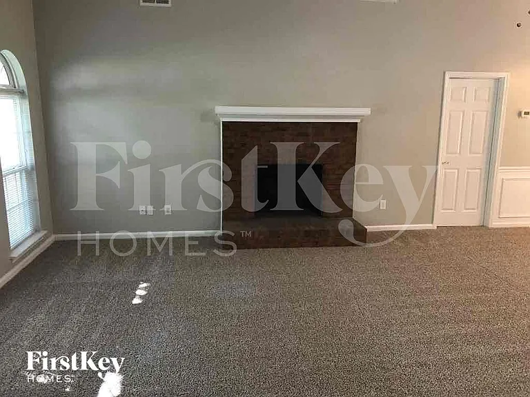 3225 Burkston Rd — Photo 4