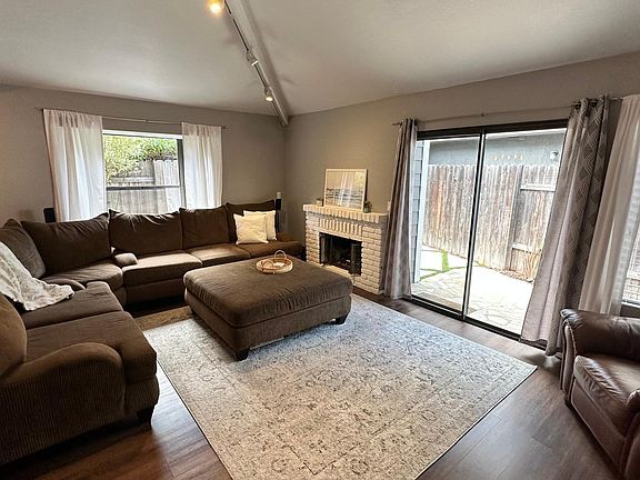 2nd image of 2191 Canyon Dr APT E102