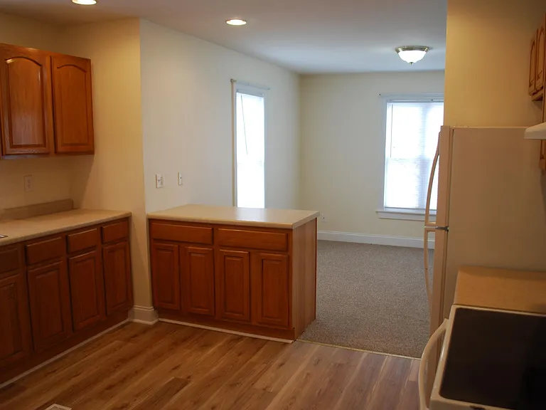 528 Franklin St #B — Photo 14