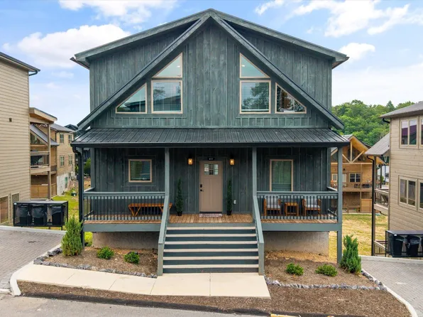 411 Hatchet Way, Pigeon Forge, TN 37863