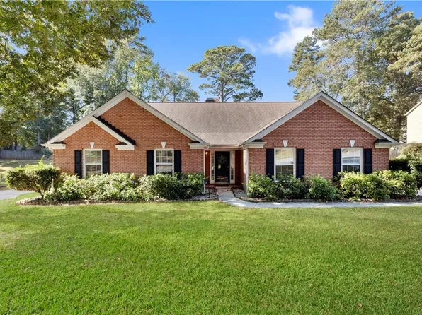 3435 Prairie Dr, Snellville, GA 30039