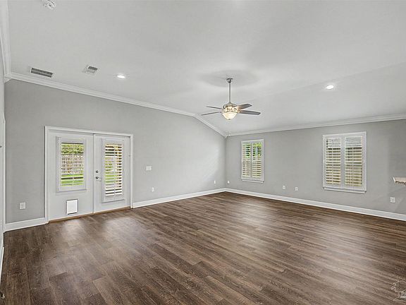 3rd image of 1941 Alhambra St