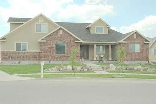 1st image of 1717 N Goldenrod Way
