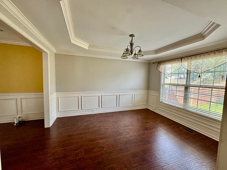 10916 Collington Dr — Photo 11