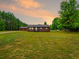 7806 W Thirteen Mile Rd, Bitely, MI 49309