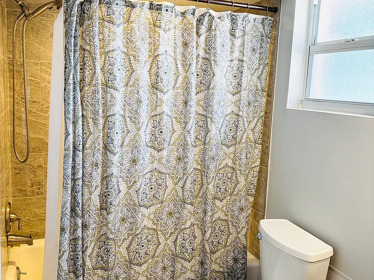 381 De Lido Ct — Photo 18