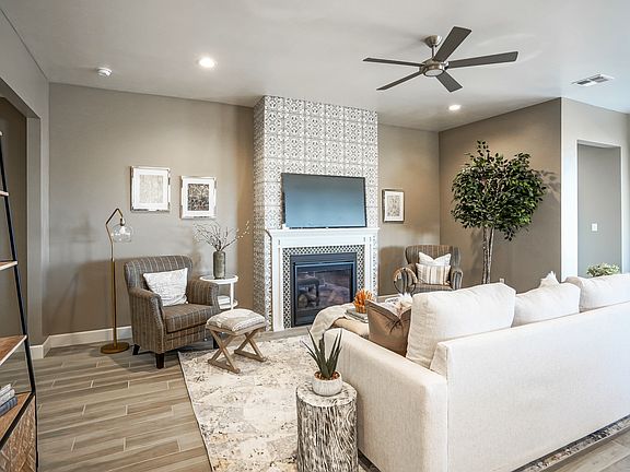 Great Room - Jane Inspiracion At Fiesta