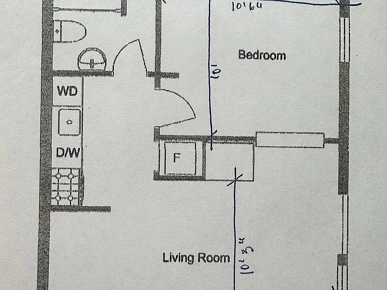 Silver Apartments — Photo 13