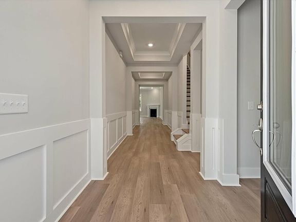 These photos are representative of this floor plan, but all options may not be available in every co