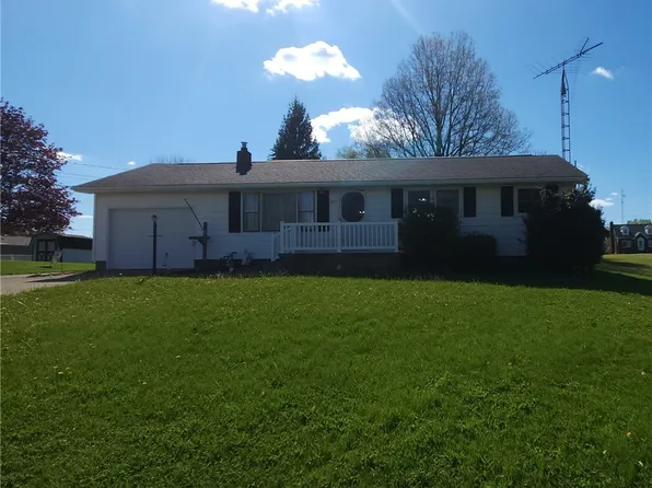 253 Oregon Ave, Louisville, OH 44641