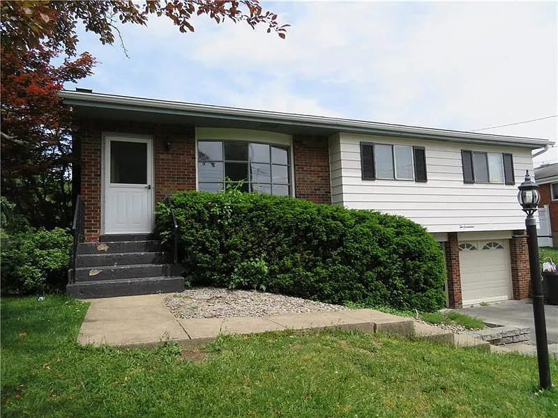 217 Vermillion Dr photo 1