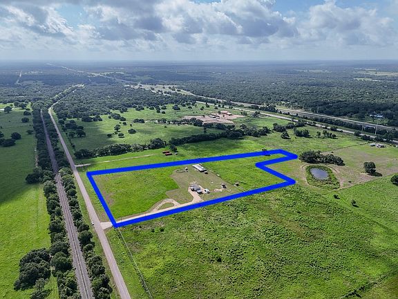 2nd image of 1508 County Road 217