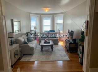 16 Fuller St APT 5, Brookline, MA 02446