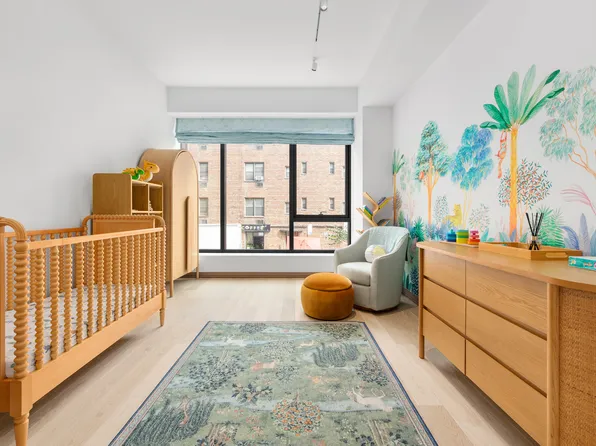 90 Lexington Avenue image 9 of 25