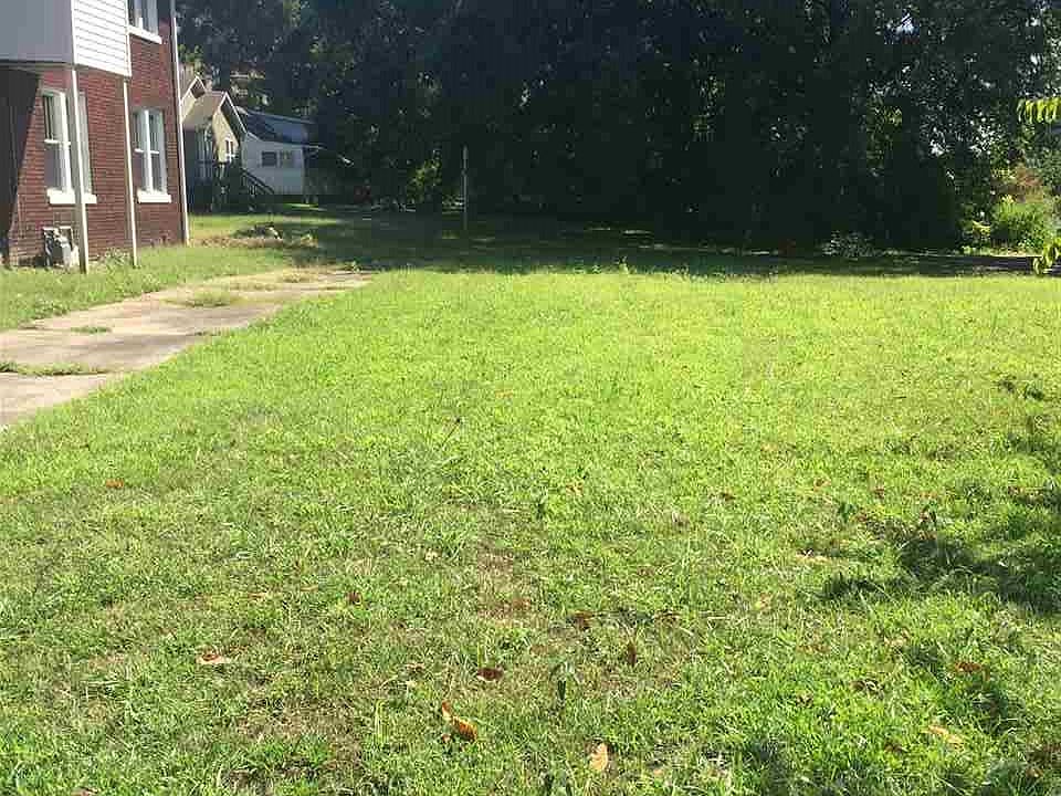 1st image of 240 Airways Blvd