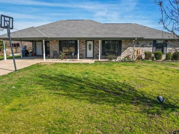 1960 County Rd #1030, Mount Vernon, TX 75457