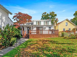 704 2nd St, Matamoras, PA 18336