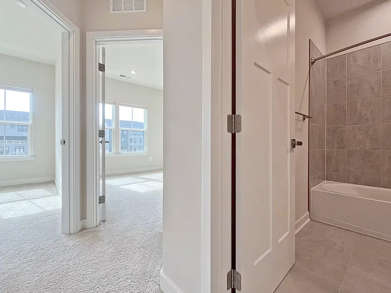 4456 Sulford Ter — Photo 17