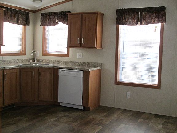 2nd image of 331 Rowland St Trlr 55