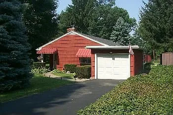 38 Laubert Rd photo 1