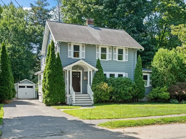 24 Holland St, Needham, MA 02492