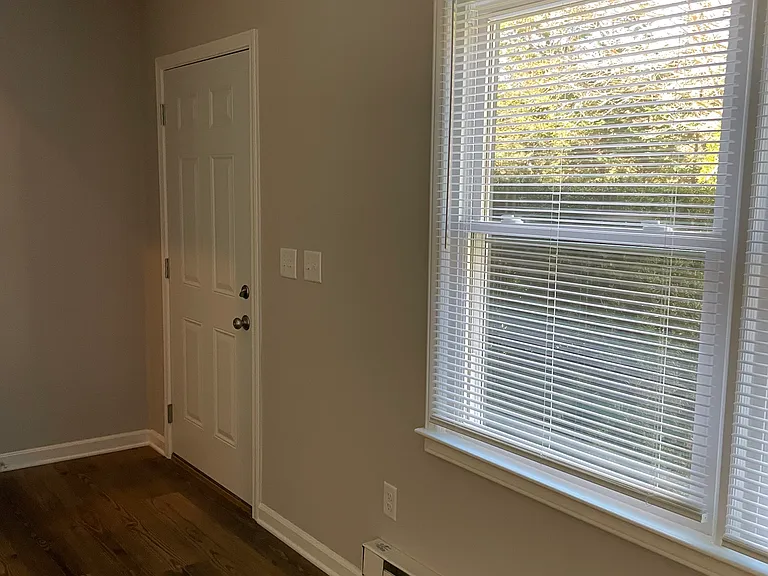 46 Pennant Dr #6 — Photo 4