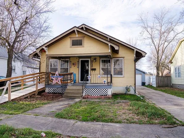 2720 Clark Ave, Parsons, KS 67357