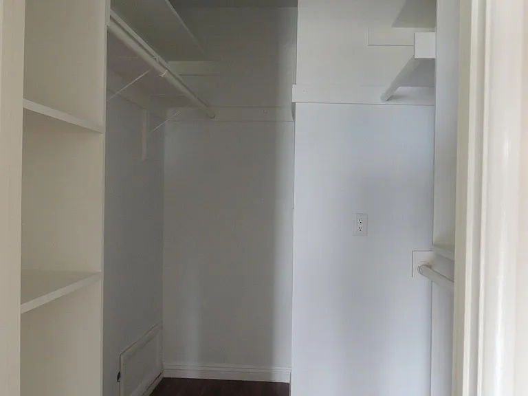 4527 Vista Largo — Photo 21