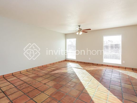 2nd image of 713 W Hermosa Dr