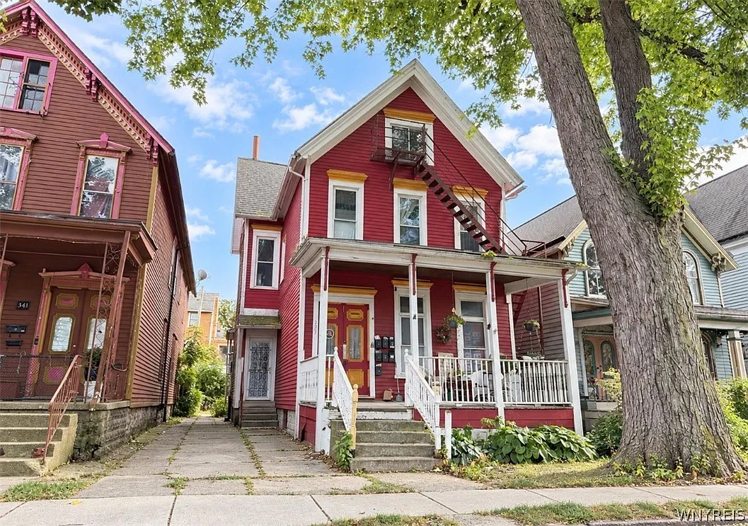 339 Pennsylvania St — Photo 1