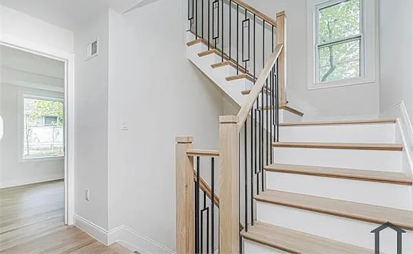 670 Arden Ave — Photo 10