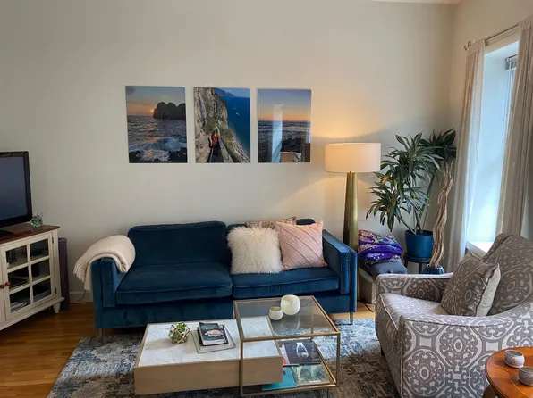 254 North St APT 7, Boston, MA 02113