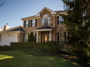1040 Victoria Dr, Fox River Grove, IL