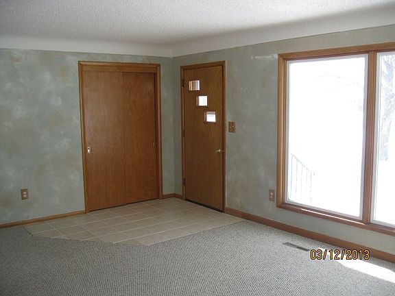 3rd image of 204 Aurora Ave